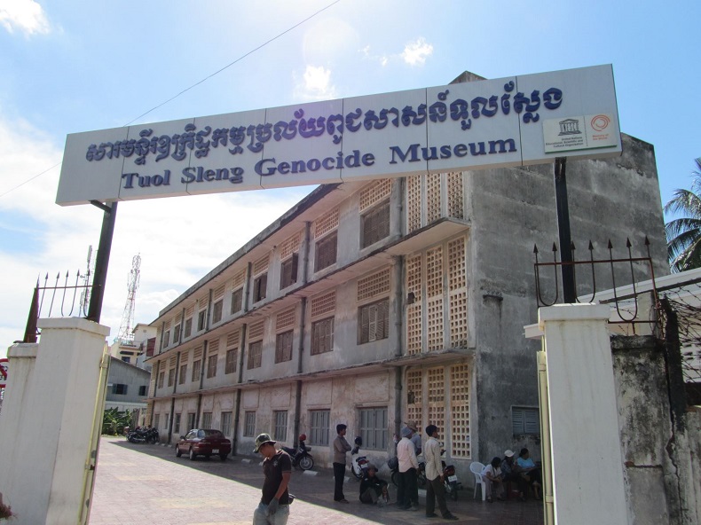 4. Bảo tàng diệt chủng Tuol Sleng