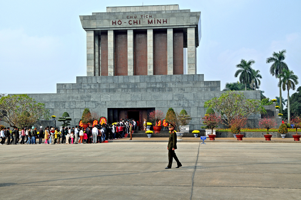 7. Lăng Chủ tịch Hồ Chí Minh